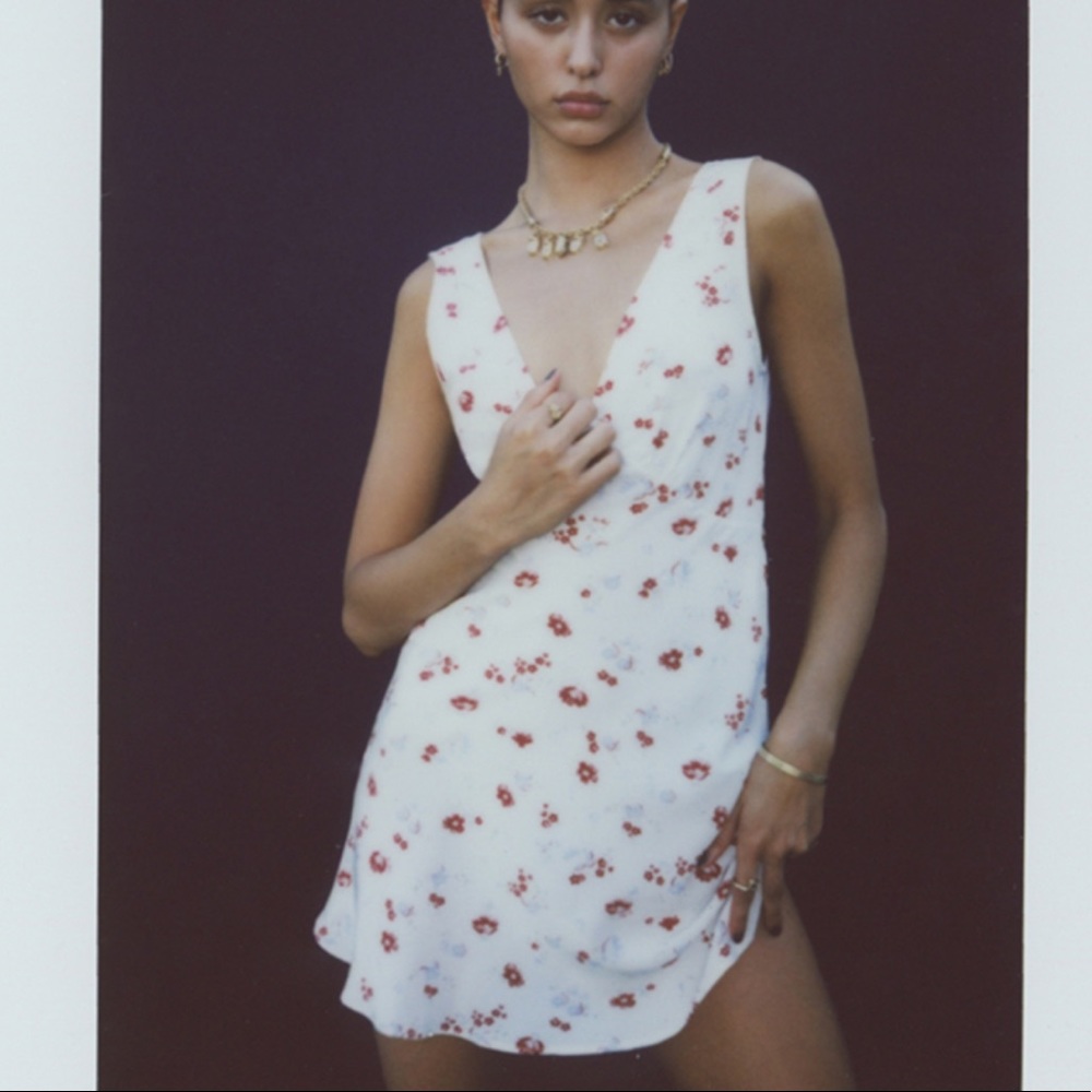 REALISATION PAR ISABELLI DRESS in white